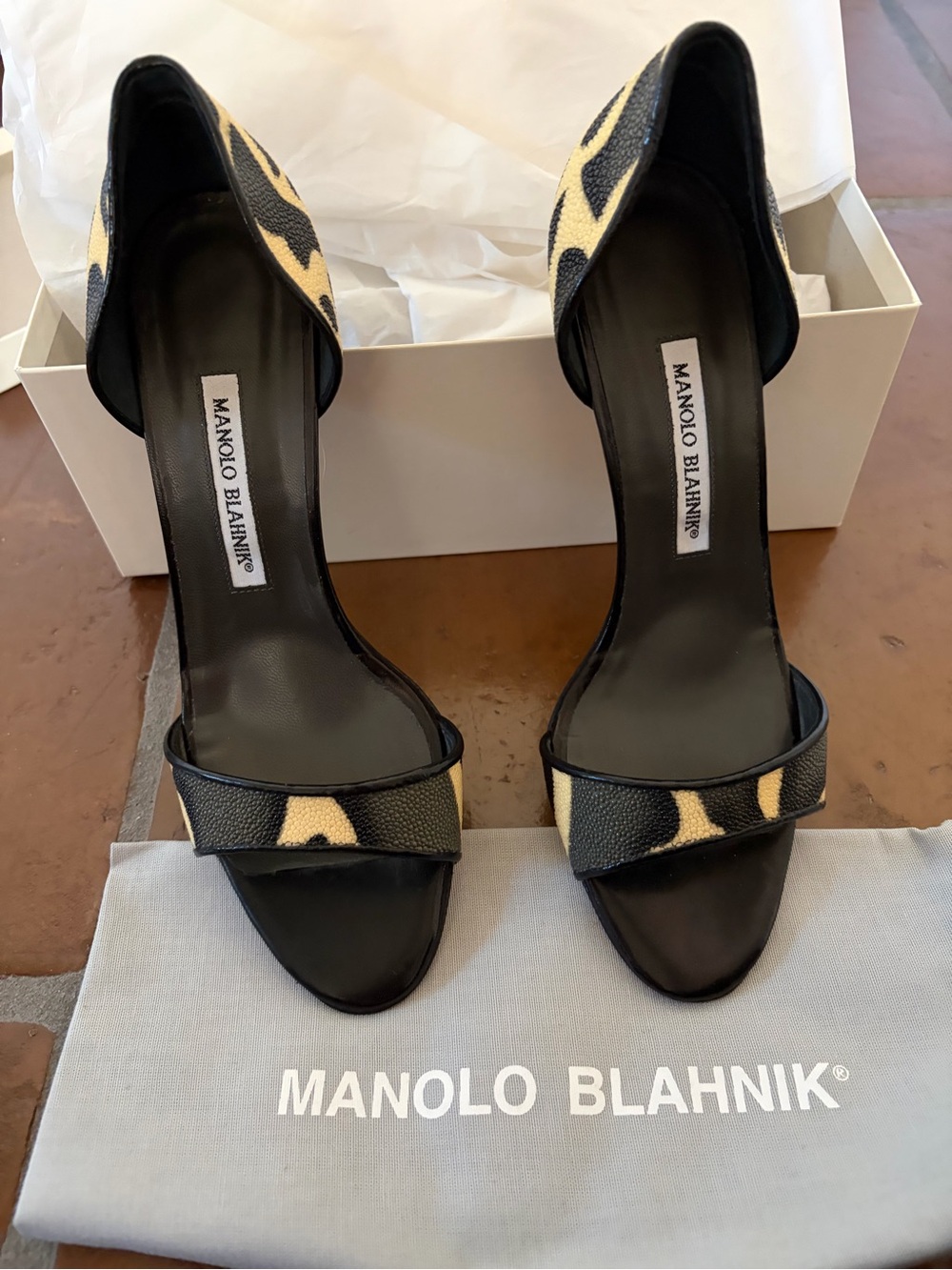 Manolo Blahnik Black and Beige Leopard-Accent D'Orsay Heels NEW